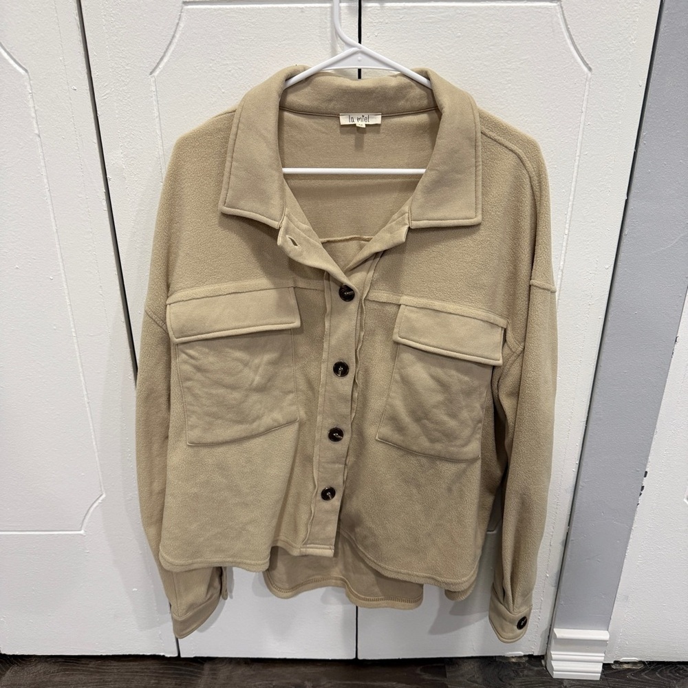 la miel Tan Oversized Fleece Shacket